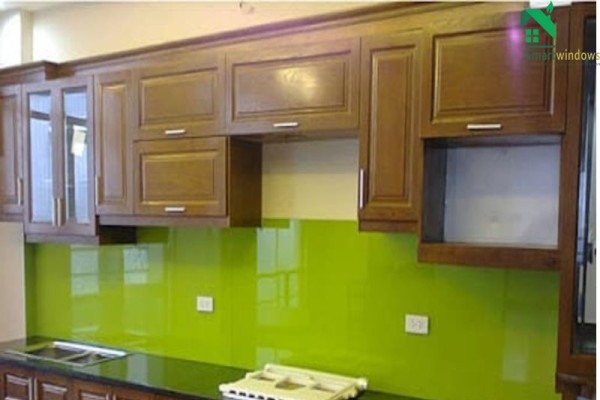Top 50 mẫu kính ốp bếp được ưu thích nhất hiện nay