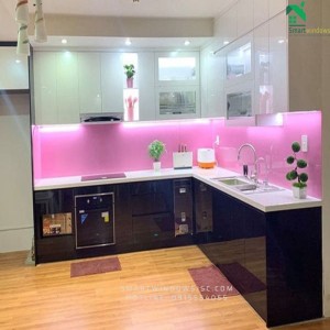 Kính Ốp Bếp Tại Thanh Oai – Giải Pháp Sang Trọng, Dễ Vệ Sinh, Hợp Phong Thủy