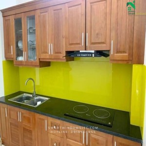 Kính Ốp Bếp Tại Tây Hồ – Giải Pháp Sang Trọng, Đẳng Cấp, Hợp Phong Thủy