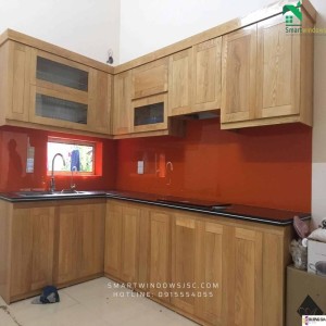 Kính Ốp Bếp Tại Phúc Thọ – Giải Pháp Sang Trọng, Bền Đẹp Cho Mọi Không Gian