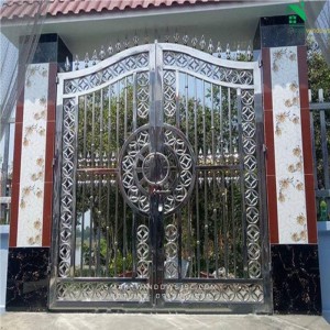 Cổng inox 2 cánh và 4 cánh tại Huyện Quốc Oai – Giải pháp bền đẹp, sang trọng cho mọi công trình