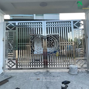 Cổng inox 2 cánh và 4 cánh tại Huyện Gia Lâm – Bền bỉ, thẩm mỹ, bảo vệ tối ưu cho công trình