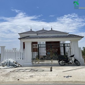 Cổng inox 2 cánh và 4 cánh tại Huyện Thanh Oai – Giải pháp bền bỉ, sang trọng cho mọi công trình