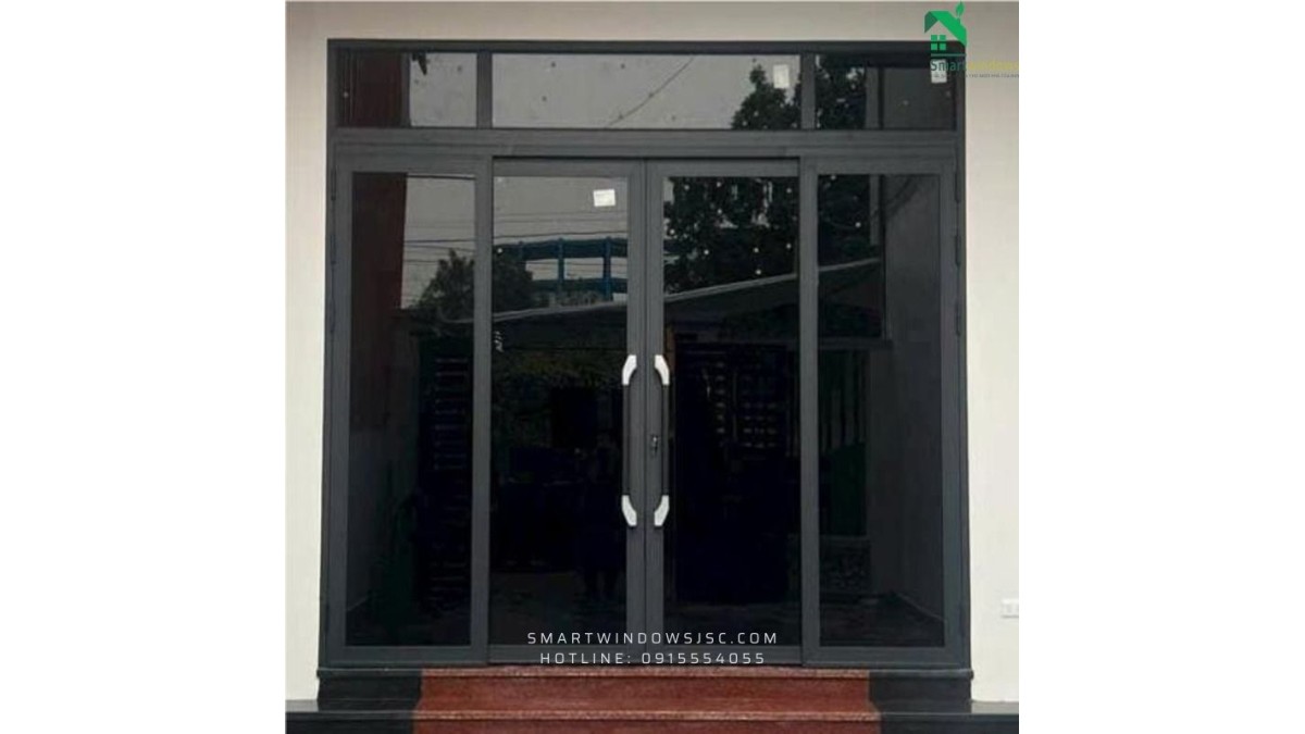 Cửa lùa trượt quay hiện đại cho nhà phố tại Tuyên Quang